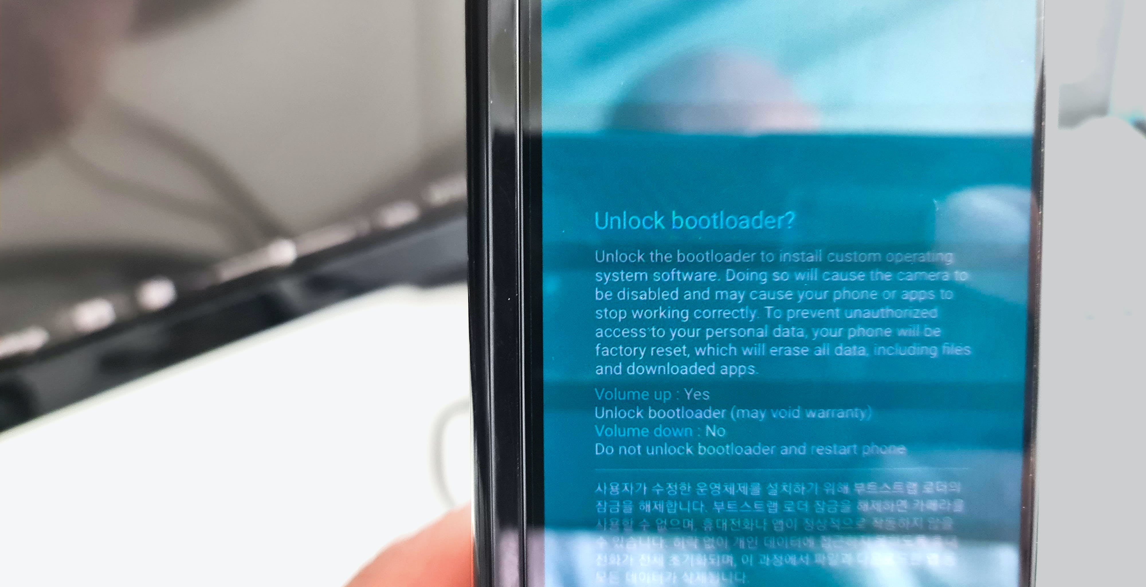 Lo sblocco del bootloader del Galaxy Z Fold3 fa perdere l’uso delle fotocamere