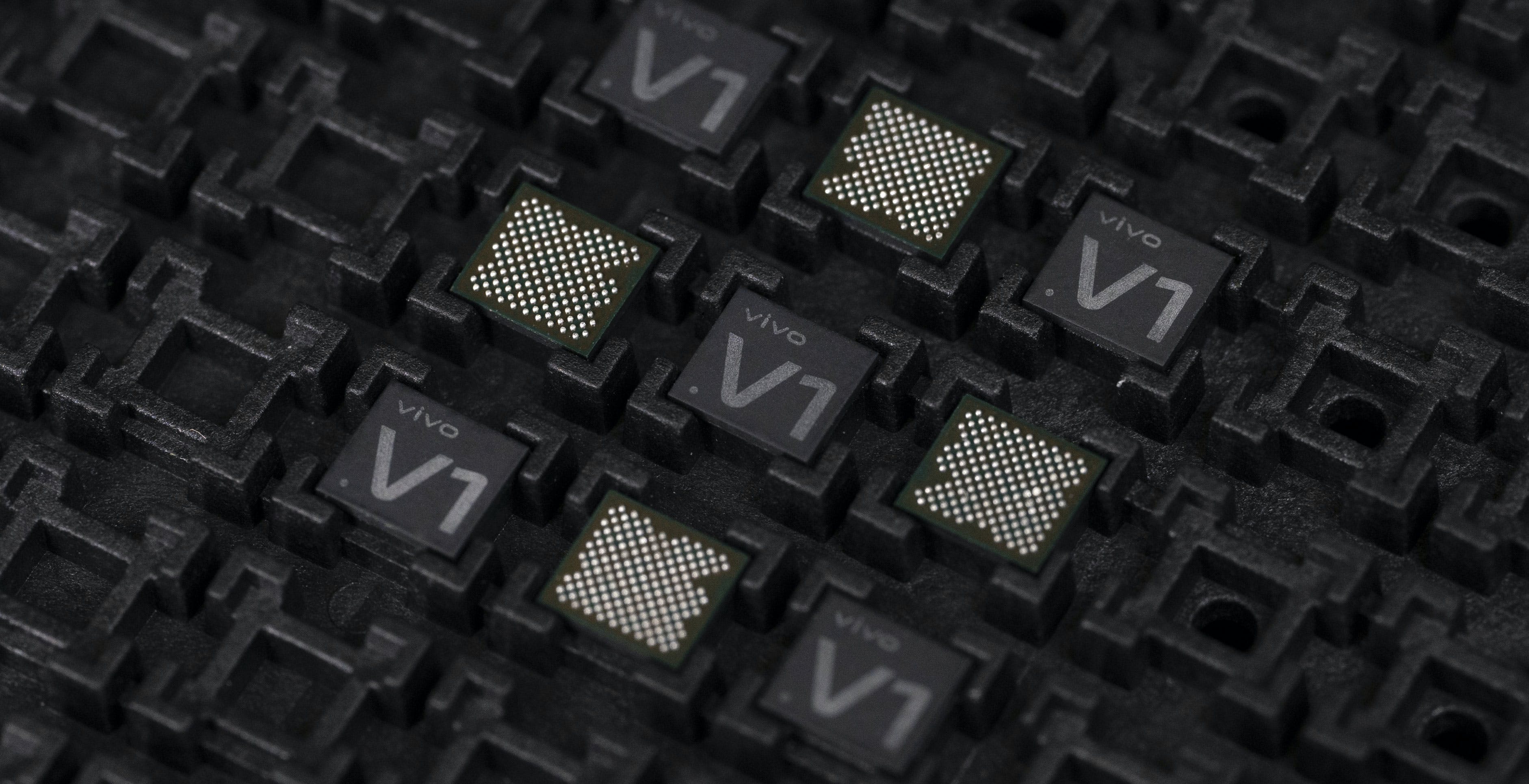 Al momento stai visualizzando Vivo si è fatta un processore in casa. Si chiama V1 ed è pensato per la fotografia