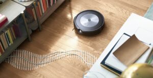 Scopri di più sull'articolo Gli iRobot ora riconoscono gli oggetti e hanno il geofencing. Ufficiale Roomba j7+