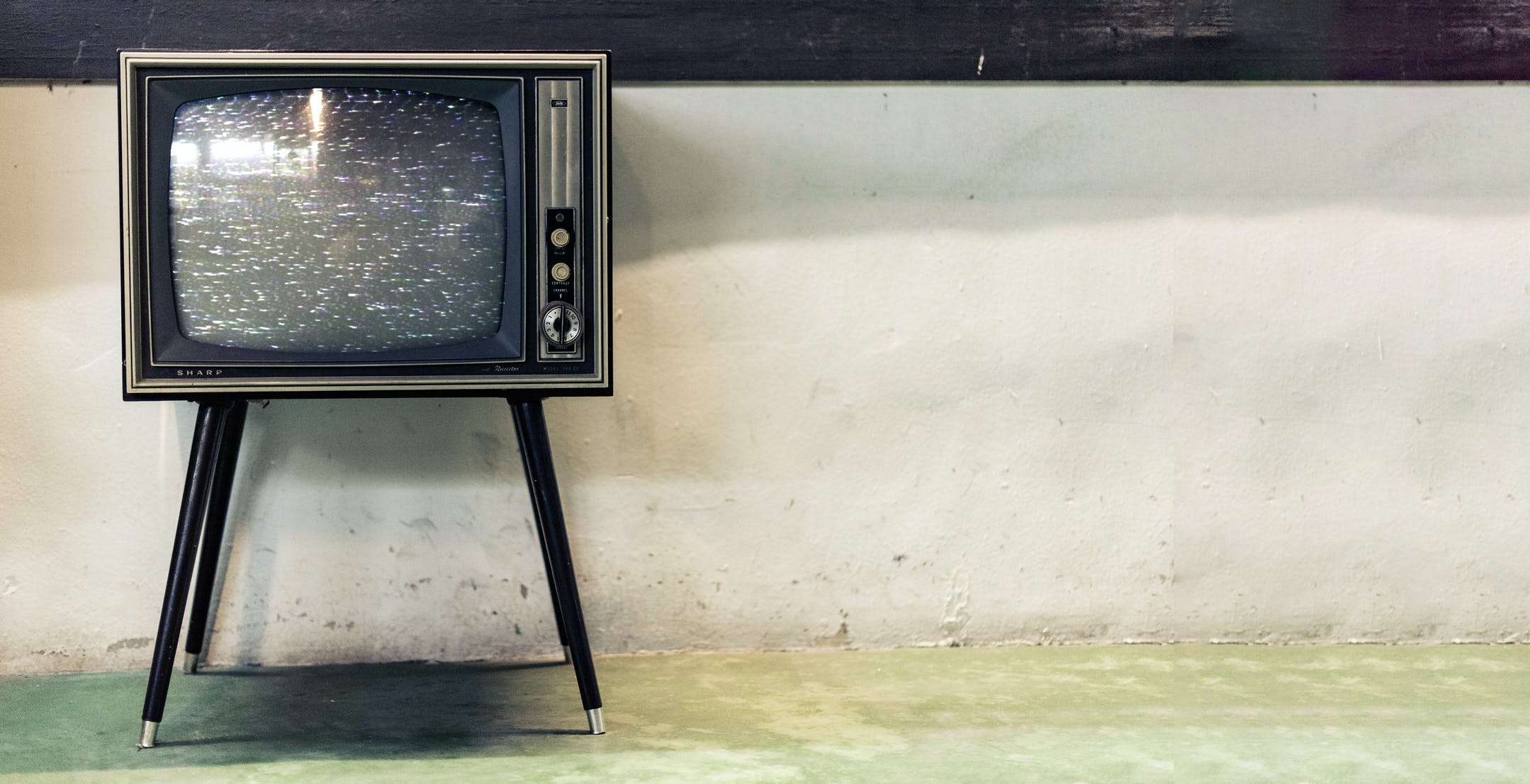 Al momento stai visualizzando Switch-off atto primo: ecco i canali di Rai e Mediaset che si spegneranno il 20 ottobre