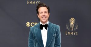 Scopri di più sull'articolo Emmy 2021, Ted Lasso e The Crown le serie più premiate. Record Netflix con 44 statuette