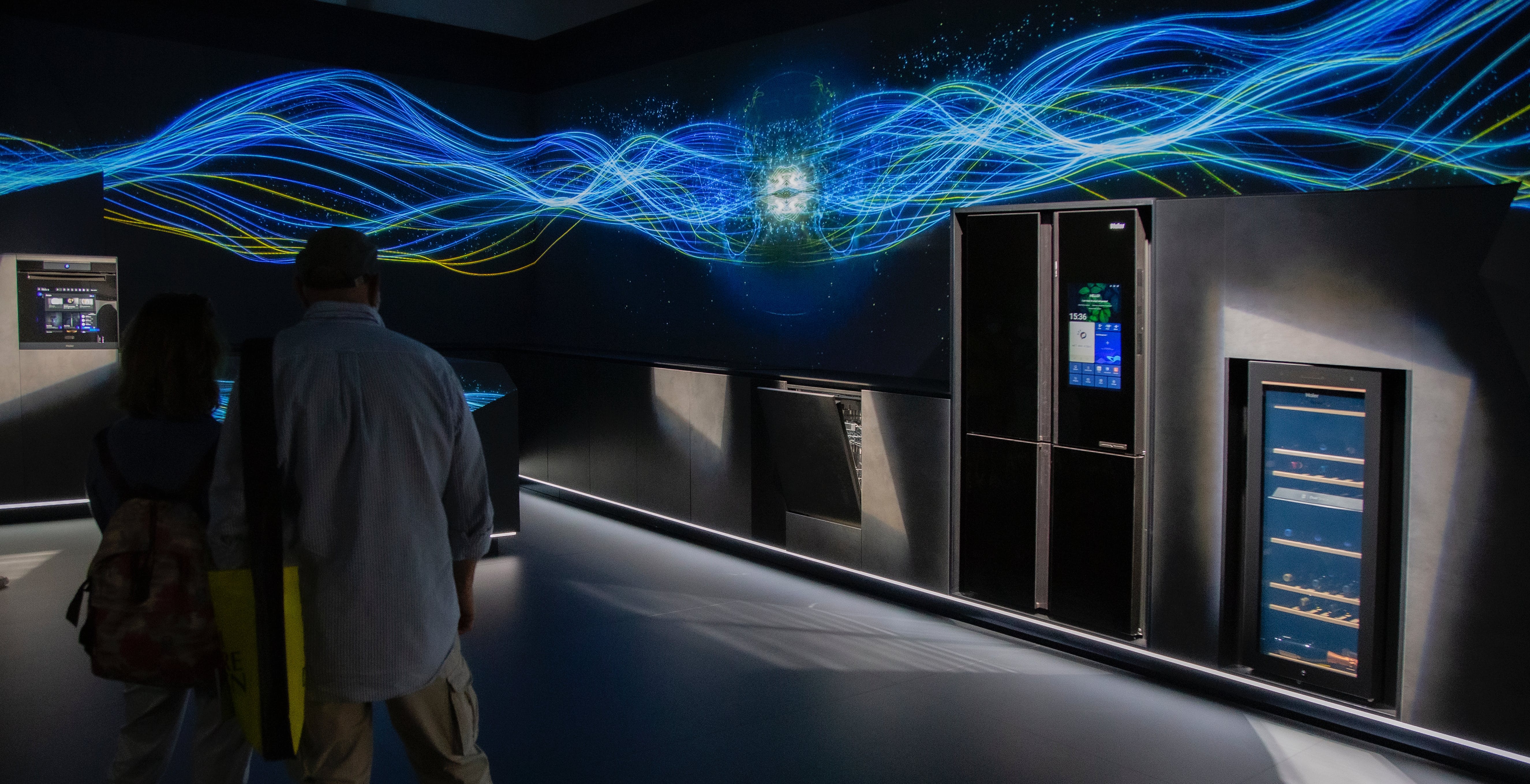 Al momento stai visualizzando L’Intelligenza Artificiale anche in cucina: Haier porta alla Milano Design Week i suoi elettrodomestici smart