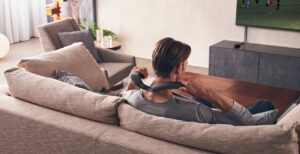 Scopri di più sull'articolo Il cinema a casa, anche da indossare: fra i nuovi prodotti audio di Sony c’è anche un altoparlante da mettere al collo