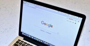 Scopri di più sull'articolo Con il nuovo aggiornamento Chrome può capire se l’utente sta usando o meno il PC