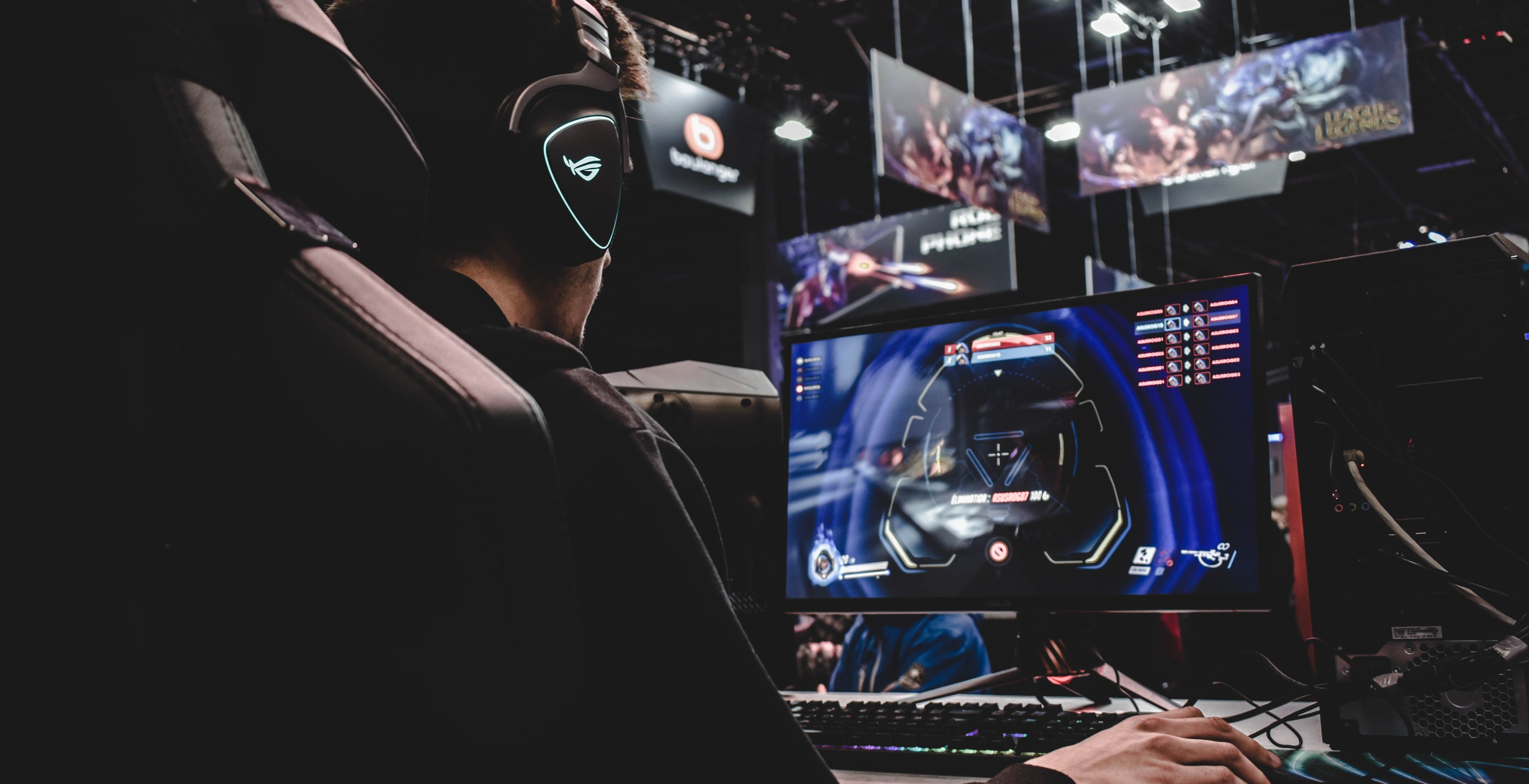 Al momento stai visualizzando La fibra ottica per giocare online di Unidata: 2,5 Gbps e prioritizzazione del traffico per ridurre la latenza