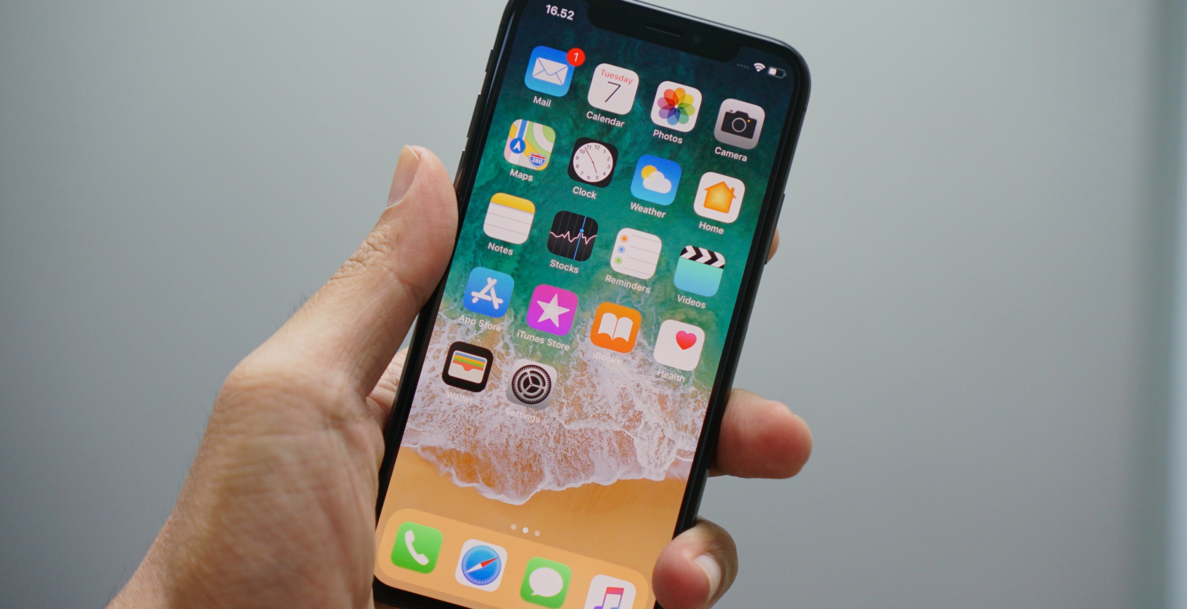 Rivenditori di prodotti Apple e Beats esclusi da Amazon.it: Apple e Amazon multate per 200 milioni di euro