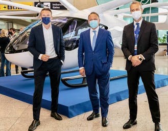 Scopri di più sull'articolo Roma sarà la prima città in Europa a fornire il servizio di taxi aereo, si parte tra 2-3 anni