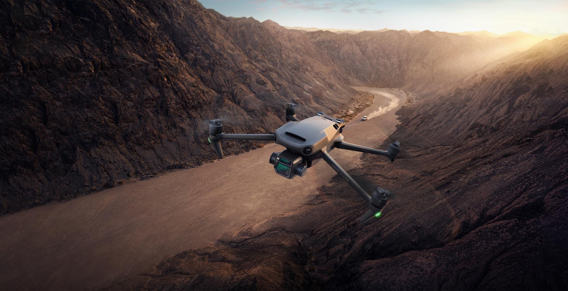 Il DJI Mavic 3 sembra davvero il miglior drone al mondo: 46 minuti di autonomia e camera 4/3