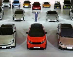 Scopri di più sull'articolo Rivoluzione Toyota: in arrivo 30 nuovi modelli di auto elettriche a batteria entro il 2030