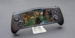 Scopri di più sull'articolo Qualcomm ha creato il processore per la nuova generazione di console portatili. Questa è la prima, l’ha fatta Razer