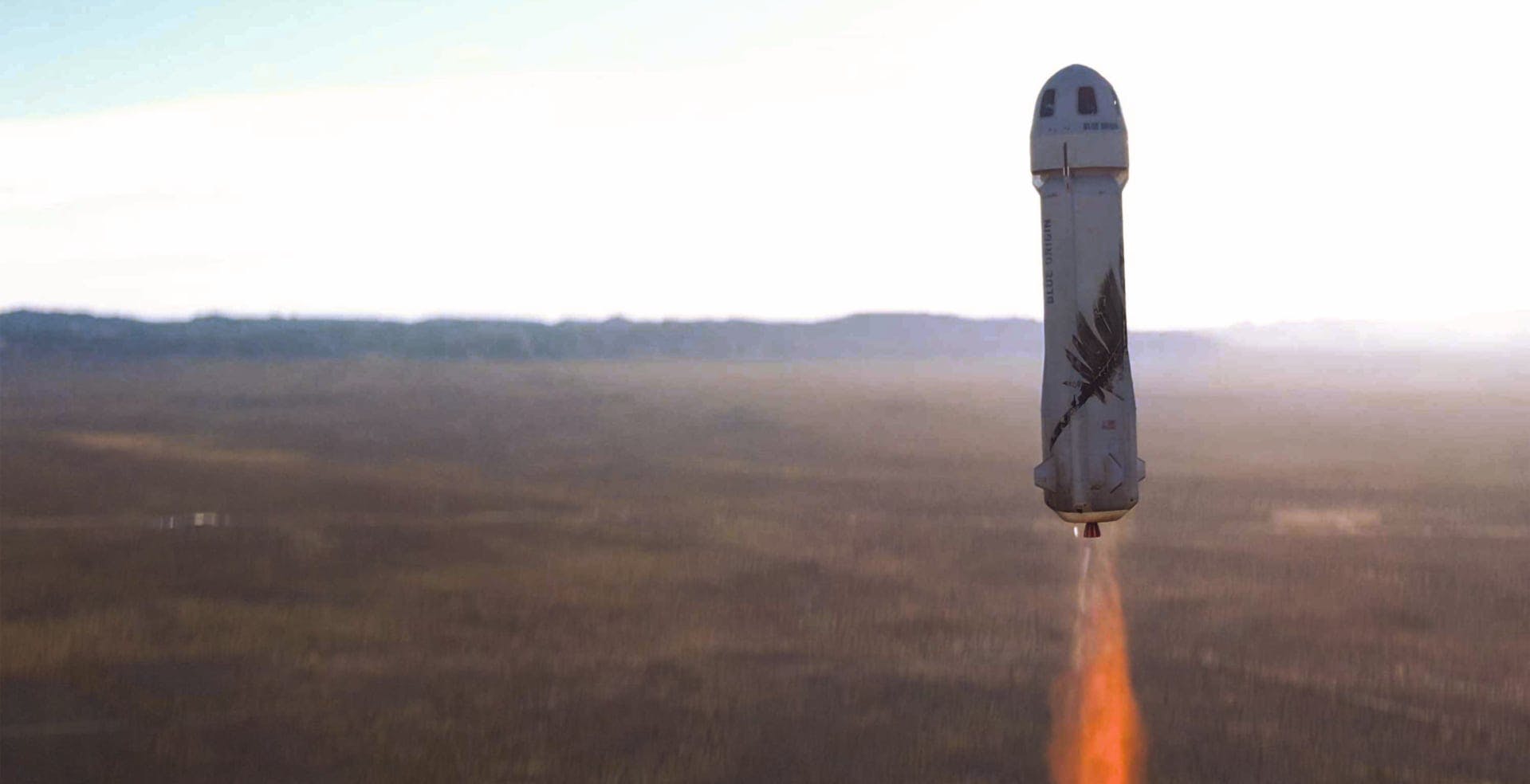 Al momento stai visualizzando Nuovo record per la Blue Origin di Bezos: portate nello spazio sei persone con un solo lancio