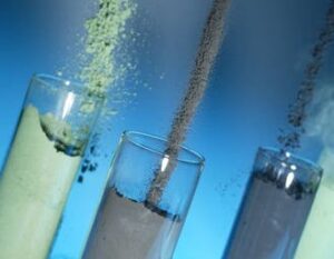 Scopri di più sull'articolo Schiacciare le batterie usate ed estrarre materiali da riciclare. Il sistema della giapponese Sumimoto