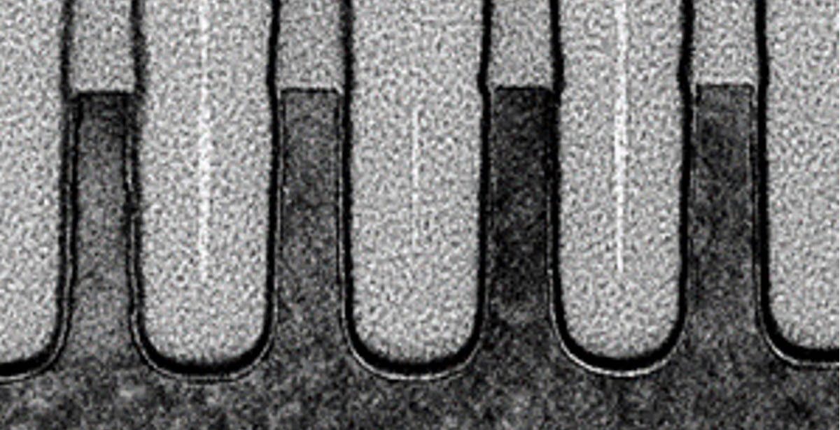 Transistor in verticale: con la rivoluzione IBM e Samsung i telefoni si potranno ricaricare una volta a settimana