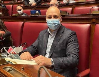 Scopri di più sull'articolo Tornano gli incentivi per l’acquisto di un’auto elettrica? Una proposta: fino a 10.000 euro di sconto