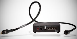 Scopri di più sull'articolo La nuova truffa ai danni degli audiofili: lo switch Ethernet esoterico da 2600 dollari