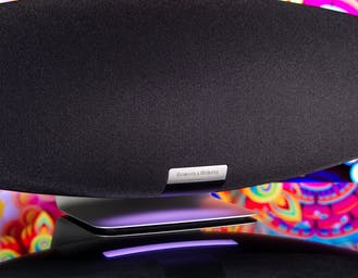 Al momento stai visualizzando In prova lo Zeppelin di B&W, il nuovo classico che riprende il suo volo