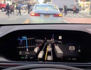 Scopri di più sull'articolo La guida autonoma di Tesla alla prova di New York City: semaforo rosso