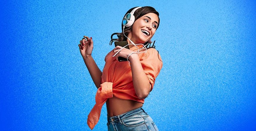 Scopri di più sull'articolo Nasce RaiPlay Sound: radio in streaming, repliche e podcast originali