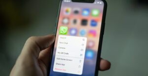 Scopri di più sull'articolo Trasferire le chat di Whatsapp da Android a iPhone, qualcosa si muove