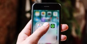 Scopri di più sull'articolo Streaming musicale: Spotify resta il leader di mercato, ma Amazon e YouTube crescono di più