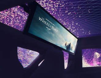 Al momento stai visualizzando BMW vuole trasformare l’auto in un cinema con un TV da 31 pollici 8K con Amazon Fire TV integrata