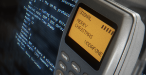 Scopri di più sull'articolo Il primo SMS inviato al mondo è stato battuto all’asta per 107.000 euro sotto forma di NFT