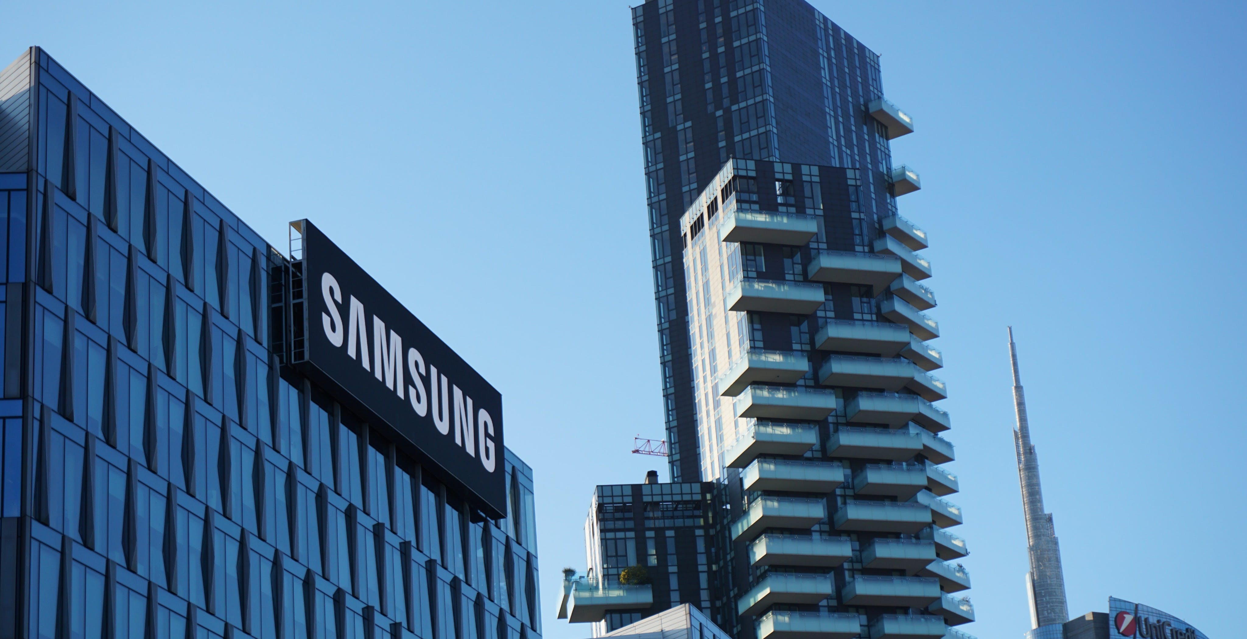 Samsung, record di ricavi grazie ai semiconduttori e agli smartphone