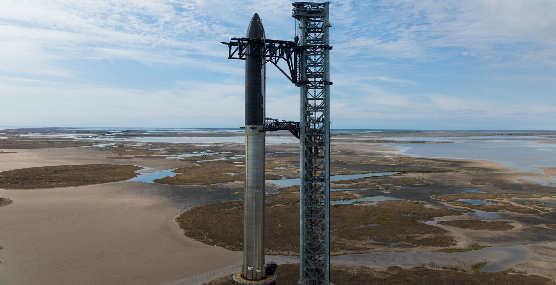 Al momento stai visualizzando Starship di SpaceX decollerà ogni 6 ore e sarà in grado di portare su Marte un milione di tonnellate