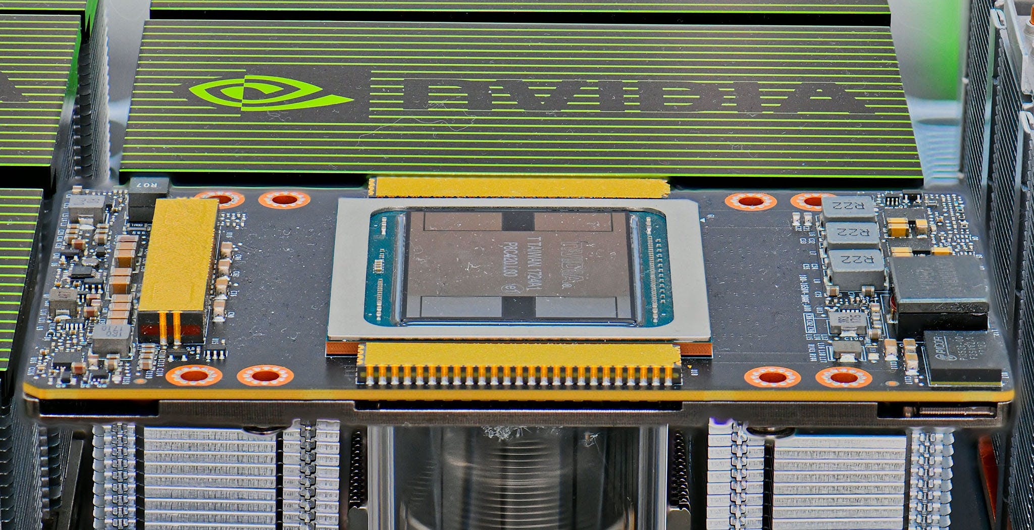 Al momento stai visualizzando Nvidia-Arm, nulla di fatto: l’accordo è saltato, Nvidia ha perso 1,25 miliardi e il CEO di Arm si è dimesso