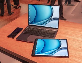 Scopri di più sull'articolo La nuova vita di Huawei tra Smart Office e Super Device: arrivano PC all in one, stampanti e tablet e-ink