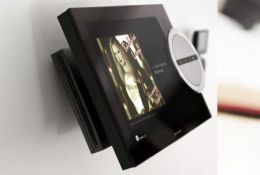 Scopri di più sull'articolo Bang & Olufsen CD Ripping Device, un Natale tech a ritmo di musica